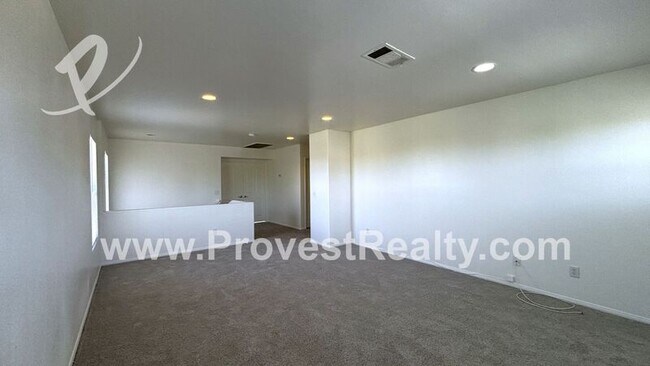 Building Photo - 9489 Sapphire Ave