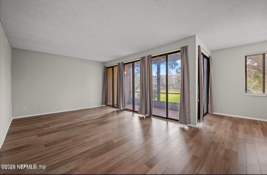 Building Photo - 7749 Las Palmas Way