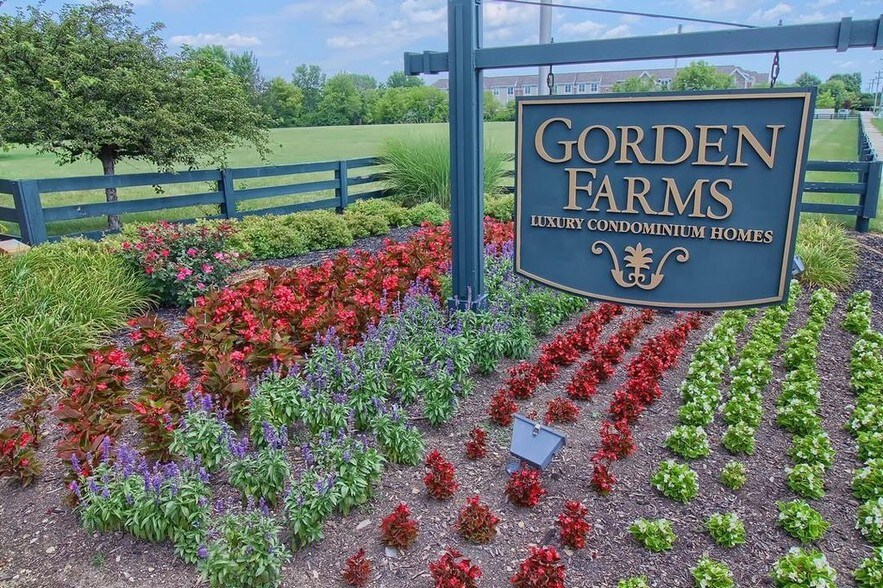 Building Photo - 7016 Old Bridge Ln E