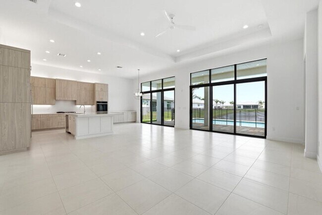 Building Photo - 9008 Corsican Finch Ct
