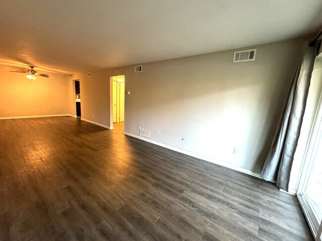 Building Photo - THE VILLAGES SOUTH 330