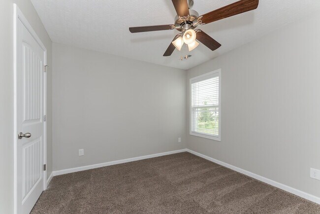 Building Photo - 1028 Tammy Sue Ln