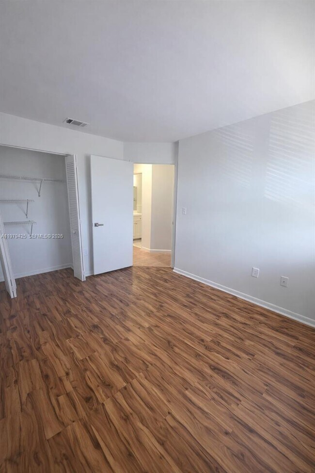 Building Photo - 15761 SW 137th Ave