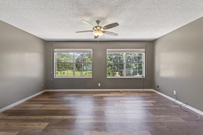 Building Photo - 3708 Savoy Ln