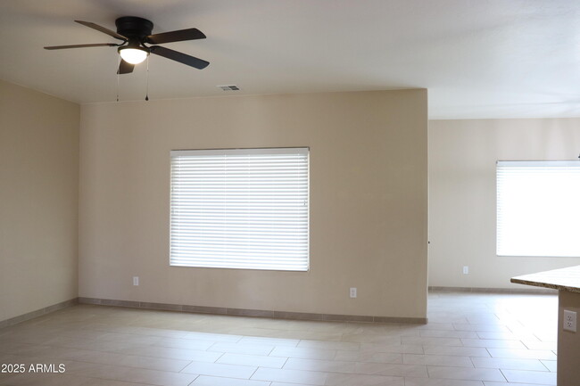 Building Photo - 5514 Desert Willow Loop