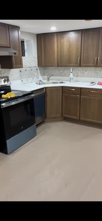 Building Photo - 604 Remsen Ave