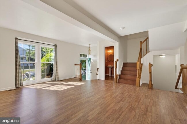 Building Photo - 9274 Caladium Dr