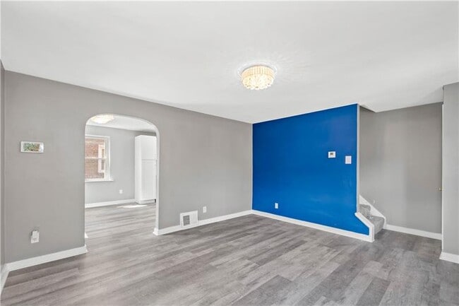 Building Photo - 226 Monongahela Ave