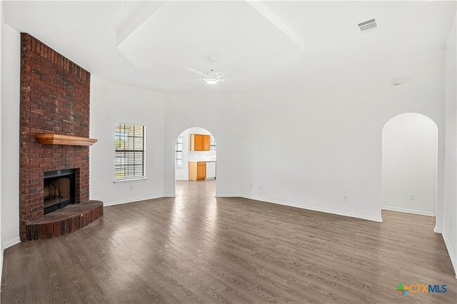 Building Photo - 5104 James Loop