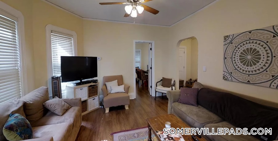 Building Photo - 21 Chandler St