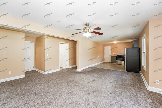 Building Photo - 4688 E 178th St