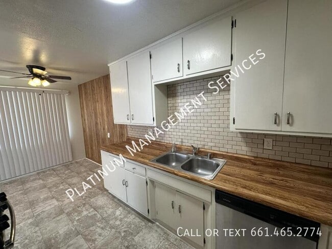 Building Photo - 1839 E Ave Q10