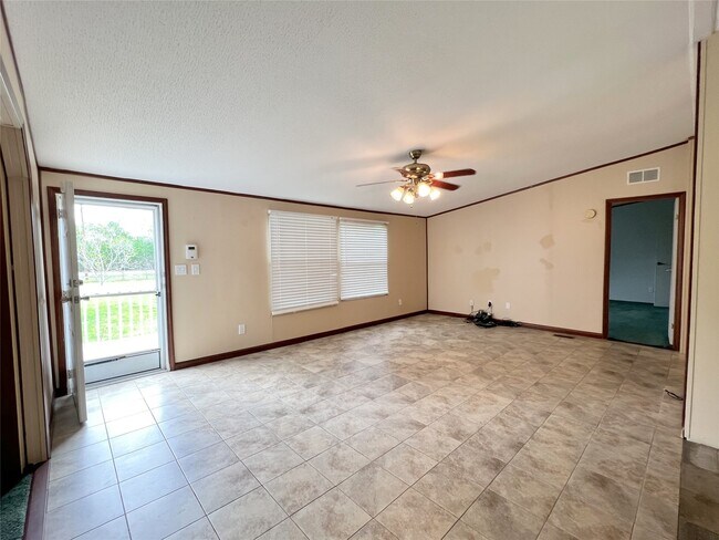 Building Photo - 10125 Needville Fairchilds Rd