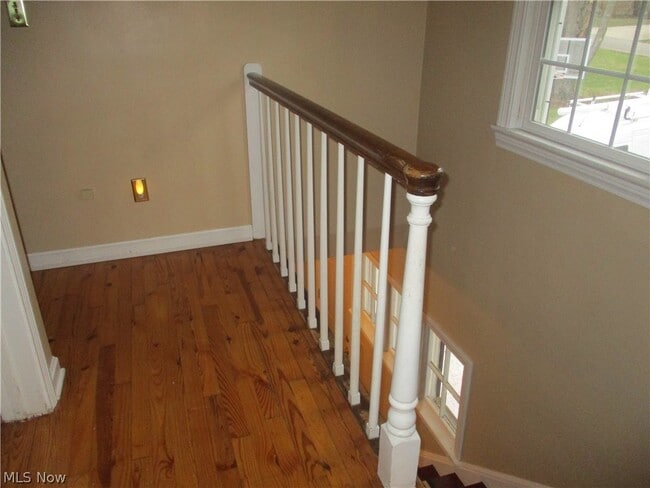 Building Photo - 17084 Sunset Dr