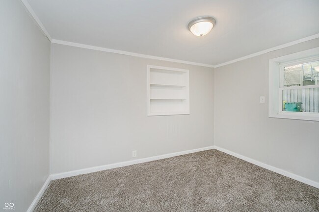 Building Photo - 324 N Tennessee St