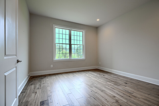 Building Photo - 2847 Seabiscuit Dr