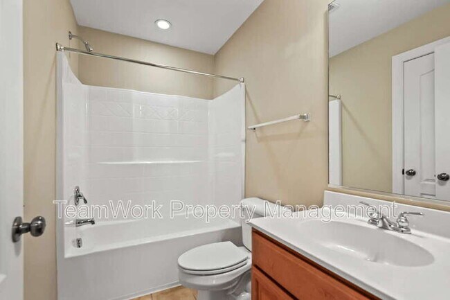 Building Photo - 2936 Sugarberry Ln