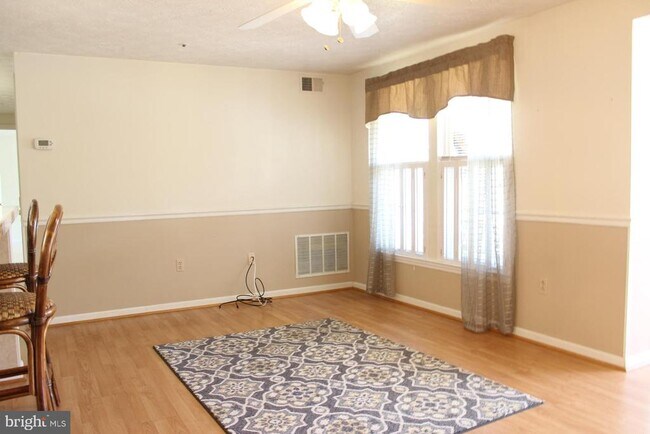 Building Photo - 3102 Cardinal Way