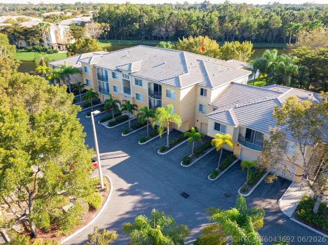 Building Photo - 100 Crestwood Ct N
