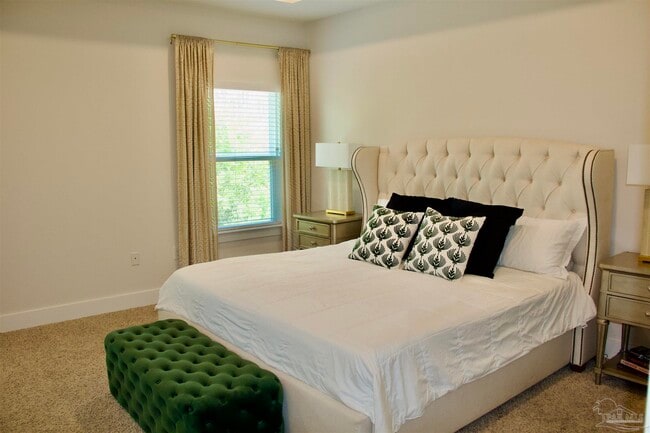 Building Photo - 3285 Southwind Dr