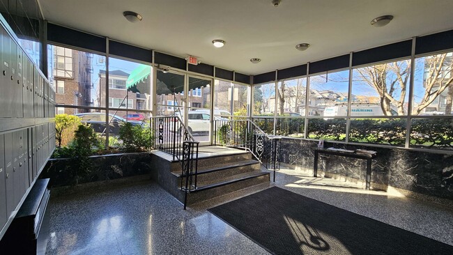 Building Photo - 6010 JFK Blvd E