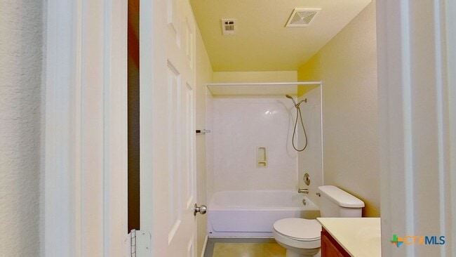 Building Photo - 111 Carol Ave