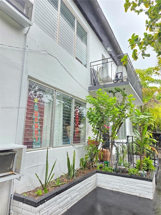 Building Photo - 824 82nd St