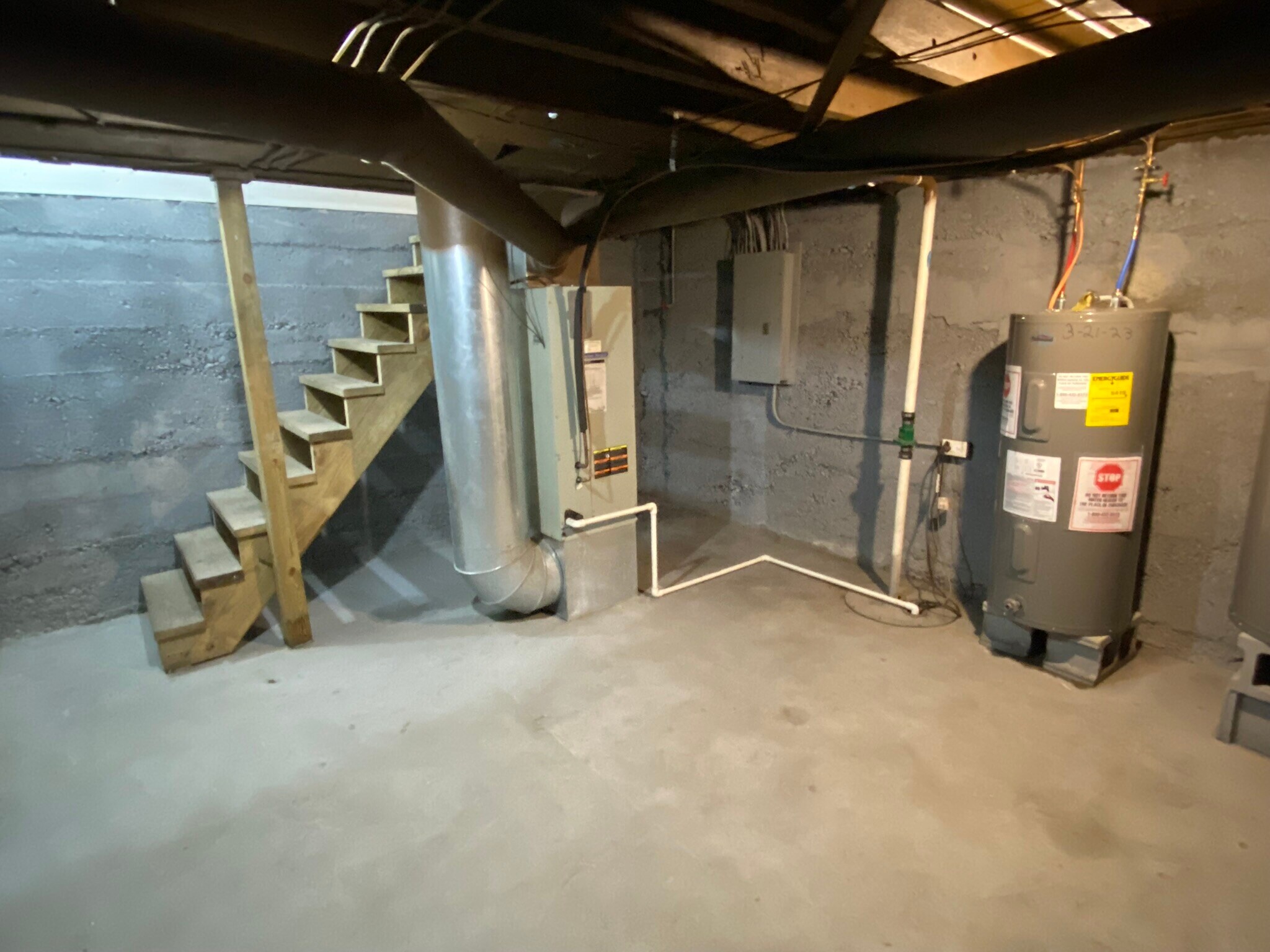 Building Photo - 1145 Woodlawn Ave