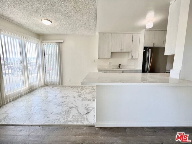 Building Photo - 1426 Orange Grove Ave