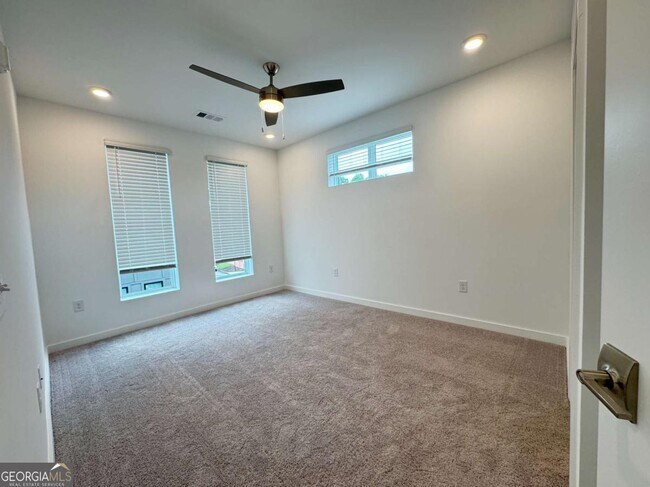 Building Photo - 371 Grant Cir SE
