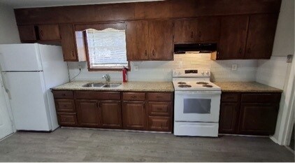 Building Photo - 2616 Dry Creek Dr NW