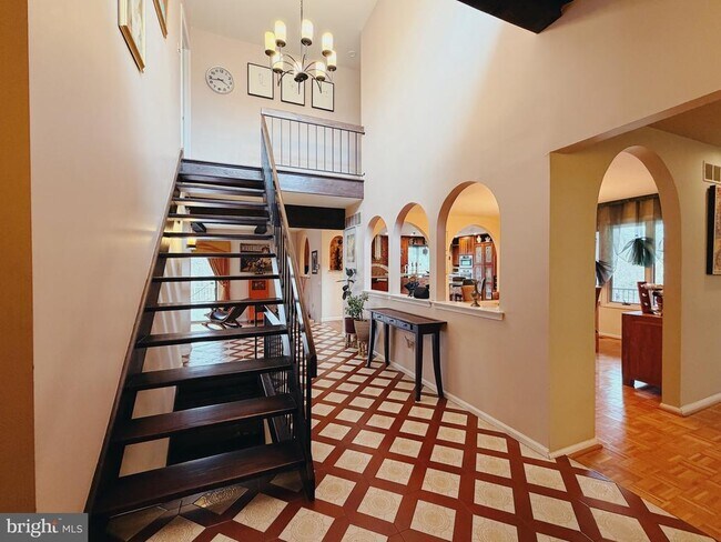 Building Photo - 1317 Mettler Rd