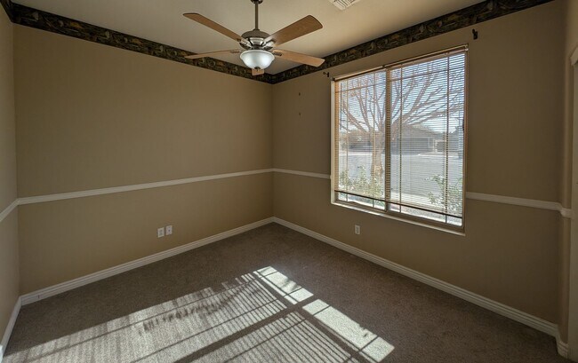 Building Photo - 3 Bedroom Home in Dobson Place Community N...
