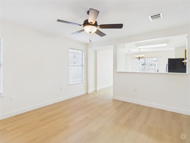 Building Photo - 6824 Walkup Ln