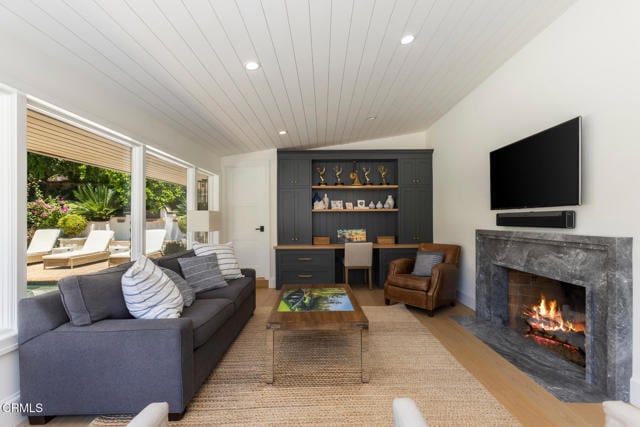 Building Photo - 4435 Encinas Dr