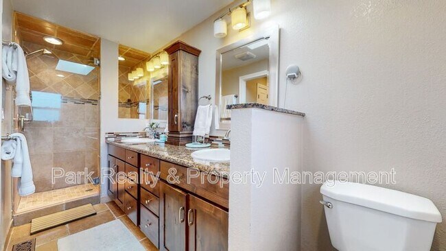 Building Photo - 6025 W 61st Ave