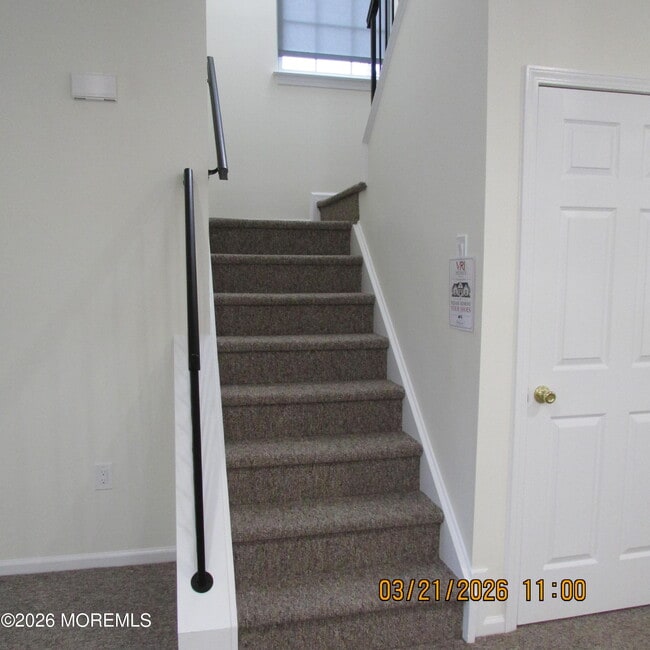 Building Photo - 29 Tall Oaks Ct