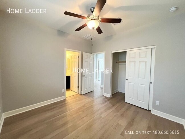Building Photo - 7055 W Jasper Dr