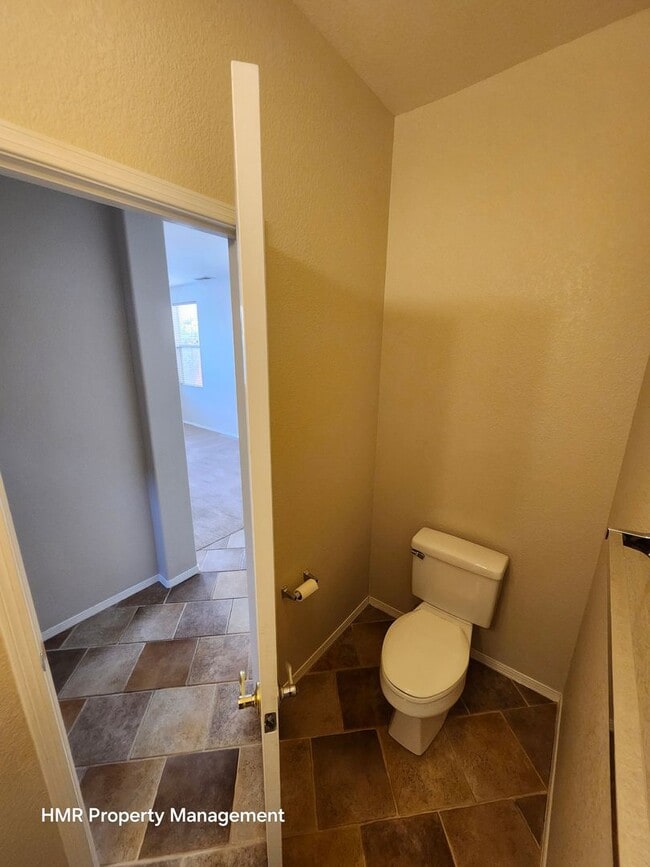 Building Photo - Gorgeous single family home in Chino