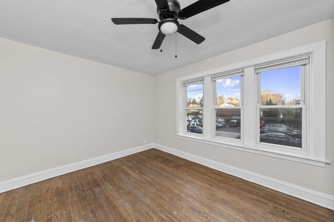 Primary Photo - 2 bedroom in Chicago IL 60626