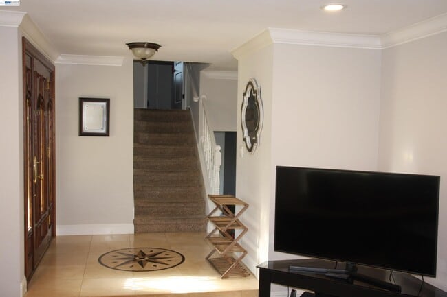 Building Photo - 3253 Pomace Ct