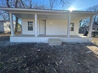 Building Photo - 416 Tyus St