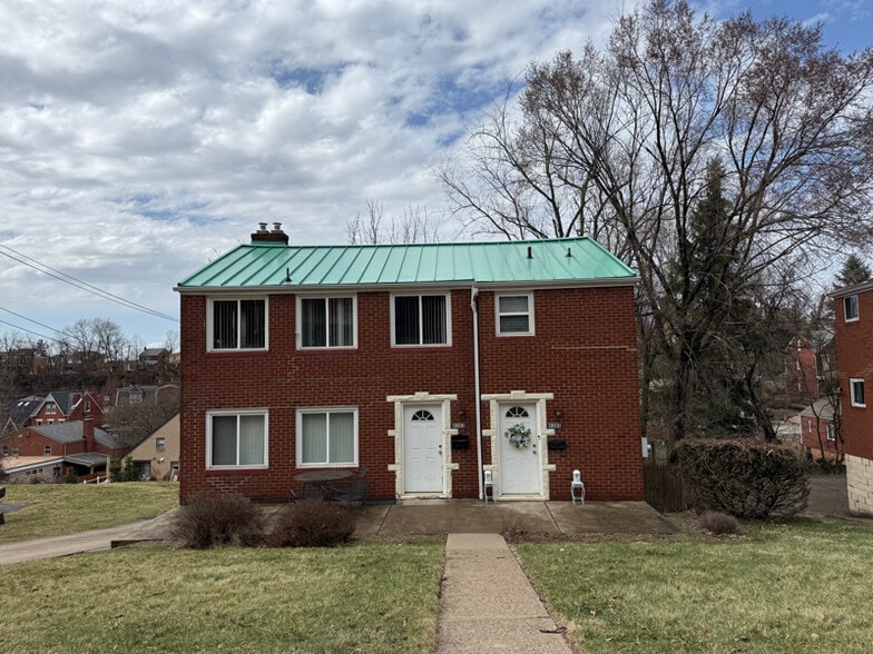 Building Photo - 4385 Coleridge St