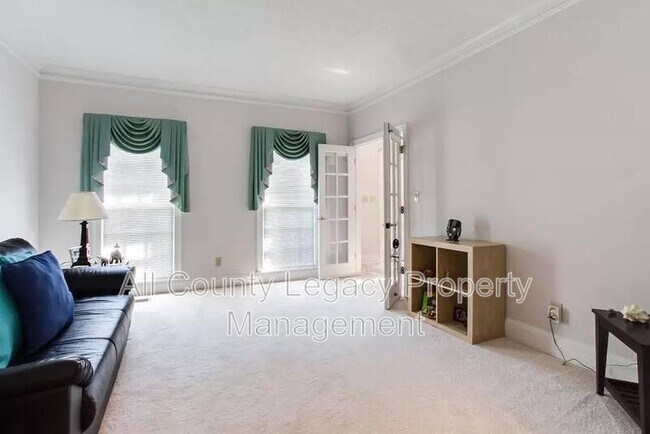 Building Photo - 2541 Berwick Walk