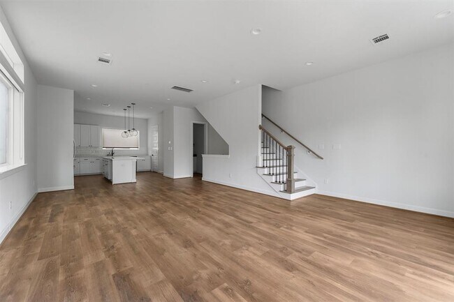 Building Photo - 4113 Austin St