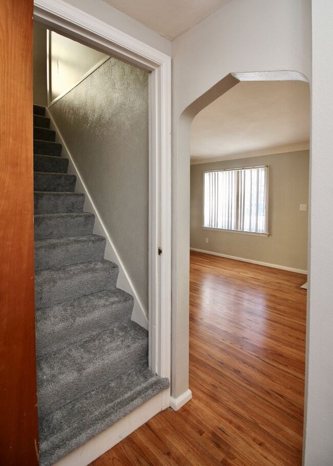 Building Photo - 3 bedroom house for rent