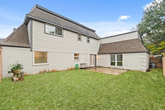 Building Photo - 410 Bauxhall Ct