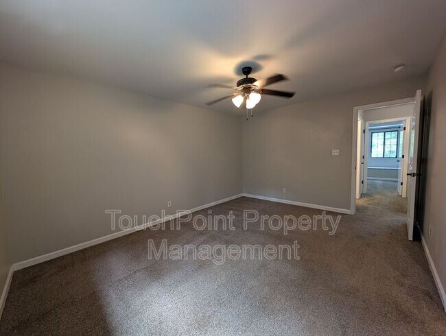 Building Photo - 9111 Sharonbrook Dr
