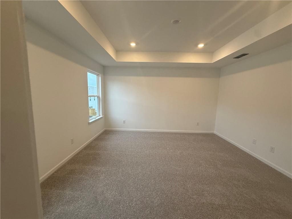 Building Photo - 6204 Kenbrook Dr