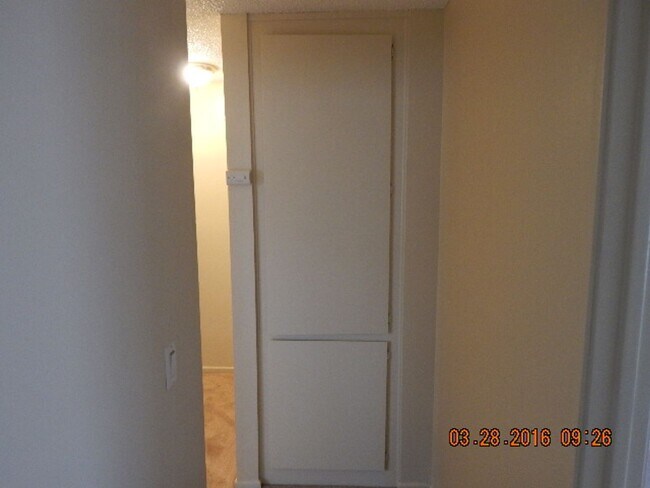 Building Photo - 3451 Columbia Ave